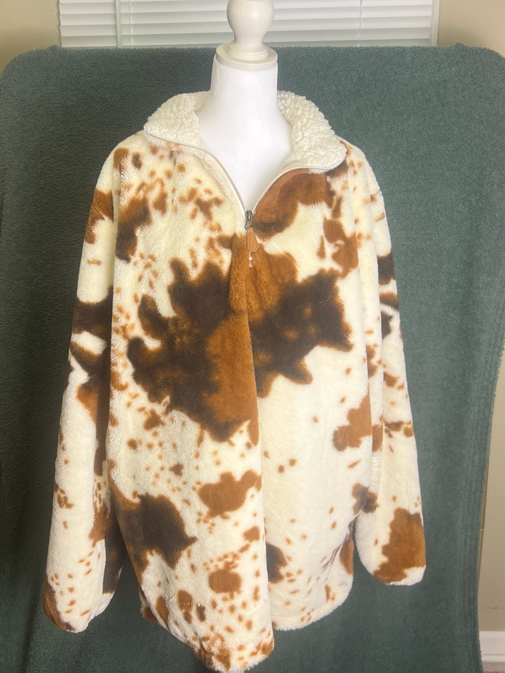 Cozy Teddy Zip-Up Jacket in Cream & Brown Cow Print